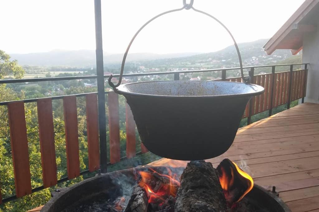 Tölgyerdő Apartman Kismaros