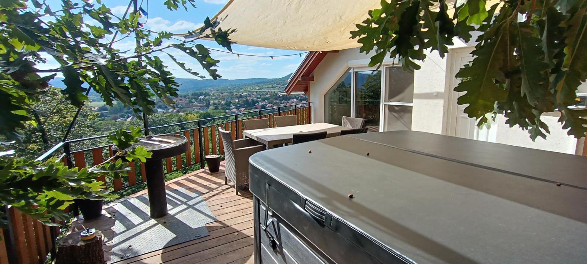 Apartment Toelgyerdo *